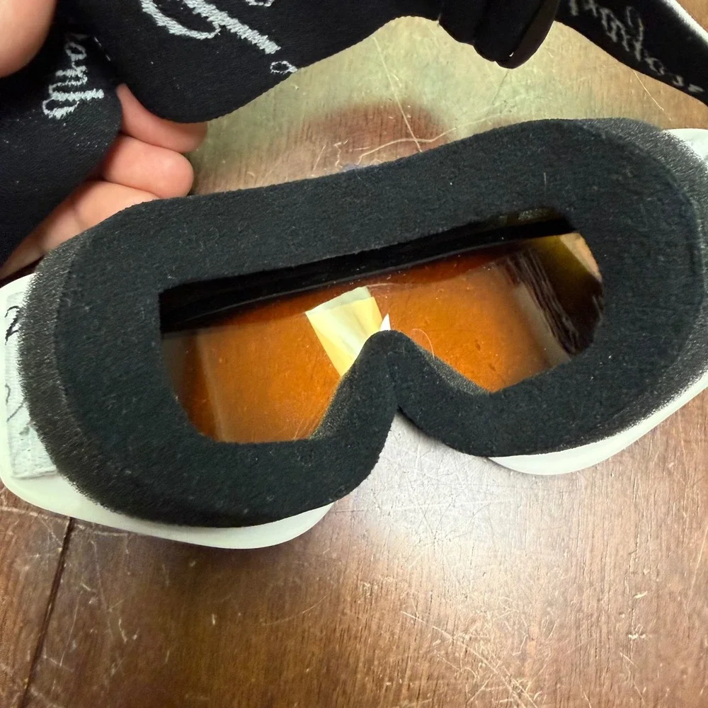 Dragon DXS Snow Goggles Unisex OS White Amber Lens Logo Strap